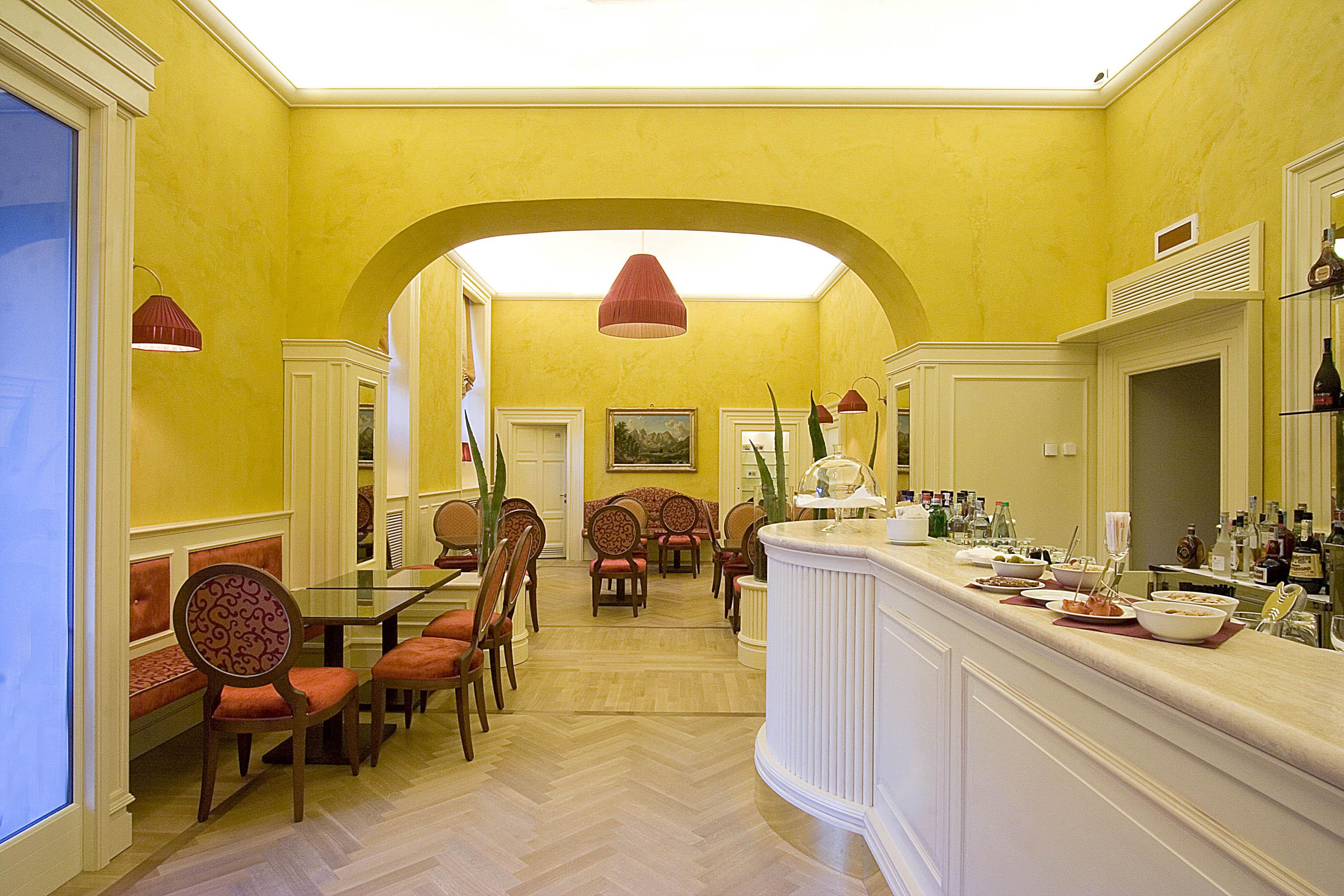 Grand Hotel Della Posta Sondrio Bagian luar foto